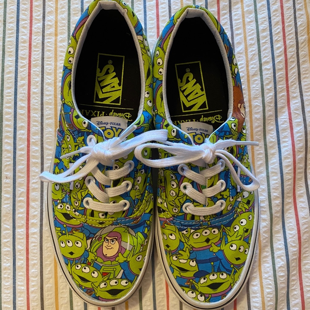 Vans TOY STORY ALIENS size 7.5 never worn!